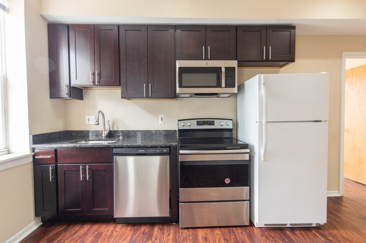 Foto principal - 2332 Frankford Ave