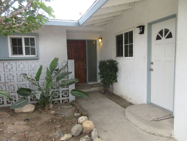 Foto del edificio - Duggan Property Management, Inc Presents -North Hills (4 bed, 2 bath)