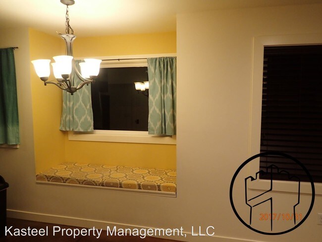 Foto del edificio - 3 br, 2.5 bath House - 251 South 1600 West