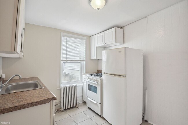Foto del edificio - 1 br, 1 bath Triplex - 1707 N Gratz ST Unit 3