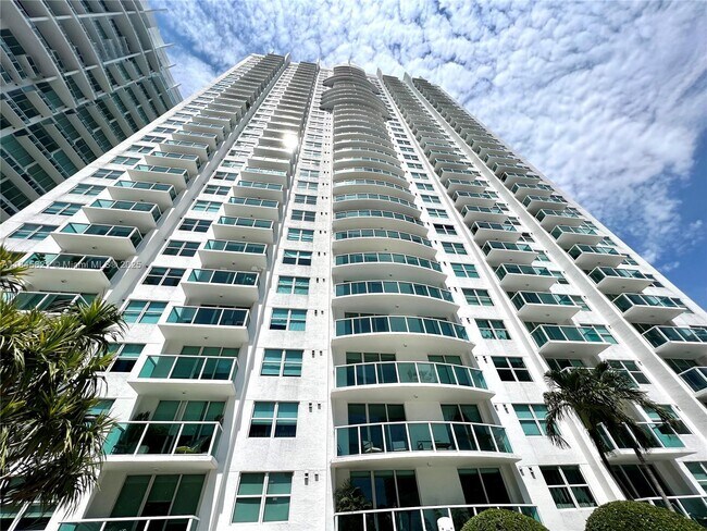 Foto del edificio - 31 SE 5th St