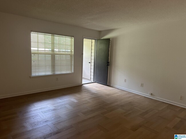 Building Photo - 1302 Patton Creek Ln