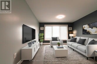 Building Photo - 1601 Sandgate Crescent