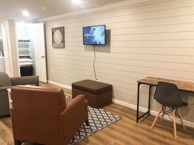 Foto del edificio - 1314 Golf Links Rd