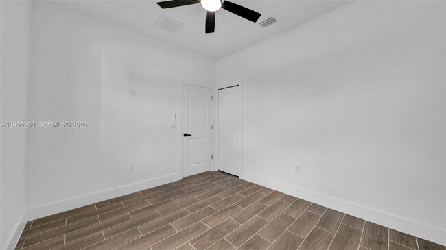 Building Photo - 330 Gordon Ave S