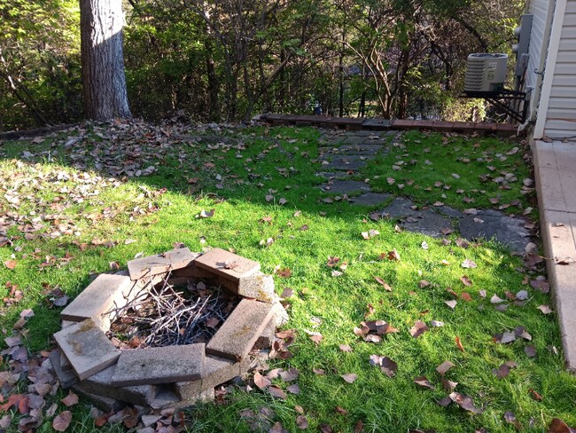 Foto del edificio - 5518 Carla Dr