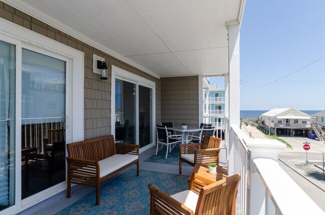 Building Photo - (C110) - 1503 Carolina Beach Avenue N, Uni...