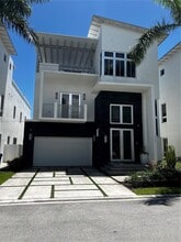 Building Photo - 8286 NW 33rd Terrace