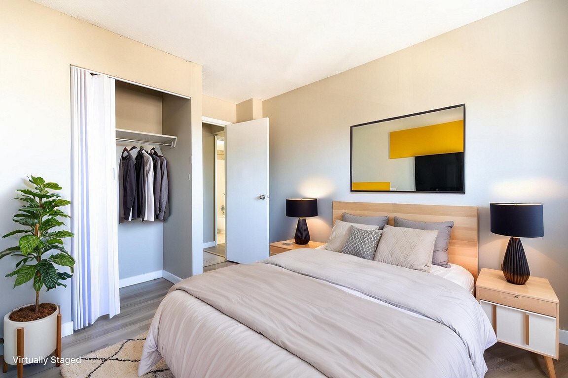 Primary Photo - 2501 Apartments