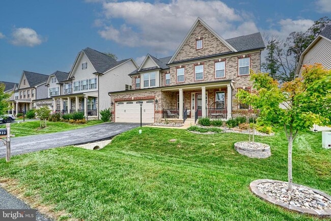 Building Photo - 7123 Starmount Ct