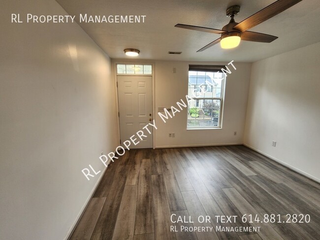 Foto del edificio - Spacious 1 bedroom 1.5 bathroom condo in B...