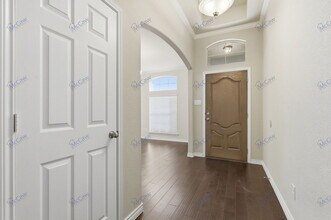 Building Photo - 140 Wilson Cliff Dr