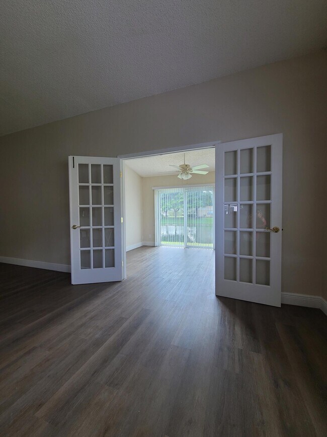 Foto del edificio - 7657 NW 88th Ln