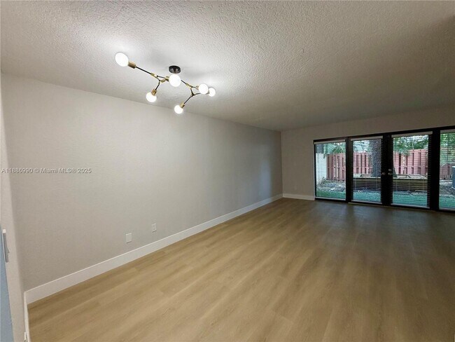 Foto del edificio - 7887 SW 105th Pl