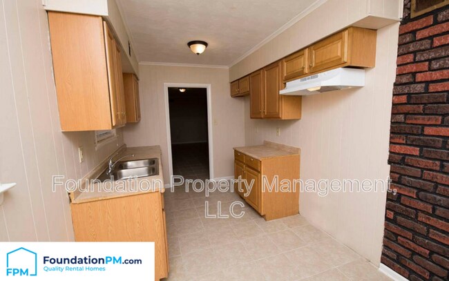 Foto del edificio - 322 Whiteville Ave