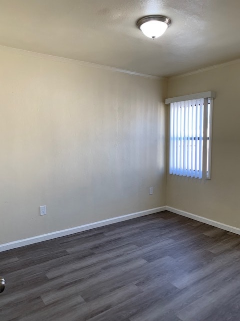 Building Photo - 2525 Saturn Ave