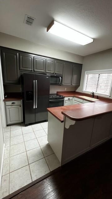 Foto del edificio - 126 Summer Pl Cir