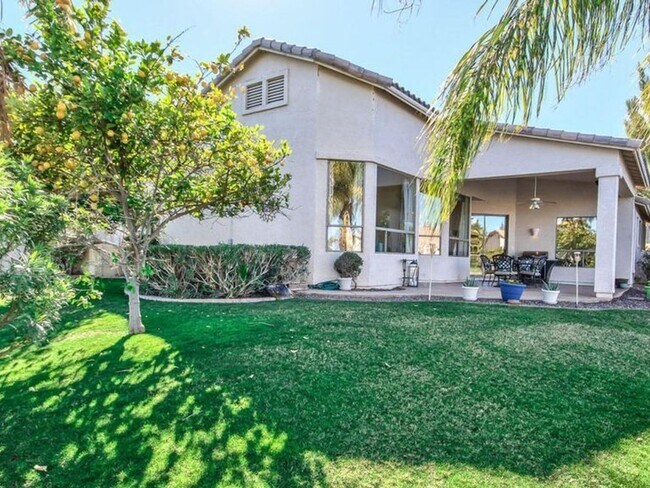 Foto del edificio - Beautiful Lakefront Home in Ocotillo Lakes...
