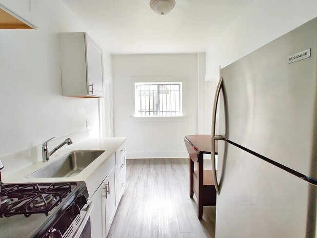 Foto del edificio - 2255 W 14th St
