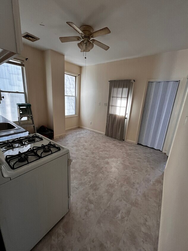 Foto principal - 354 Orange St