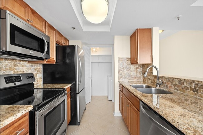 Building Photo - 3525 Sage Rd