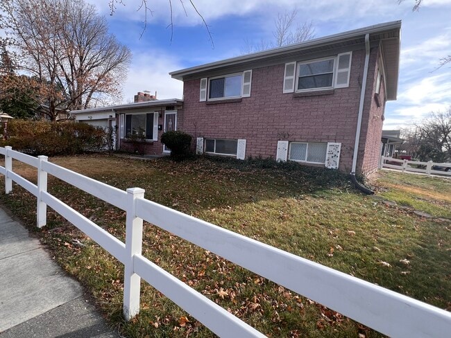 Building Photo - 1344 8125 S