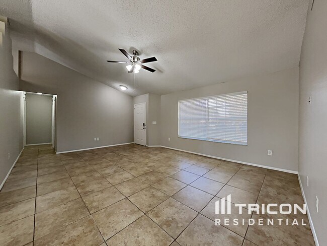 Building Photo - 1488 Country Mansion Court Apopka FL