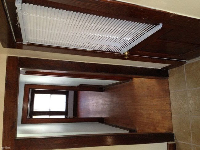 Building Photo - 251 Wilcox St