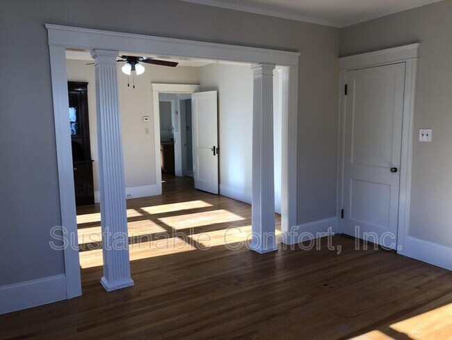 Foto del edificio - 26 Sterling St