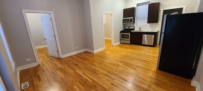 Building Photo - 1942 S Carpenter St