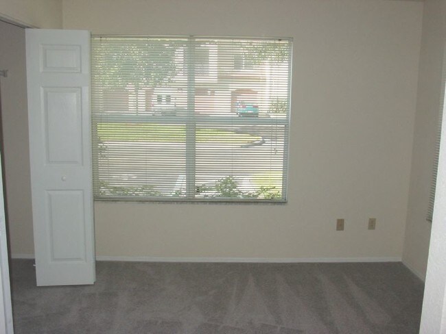 Building Photo - 820 Camargo Way
