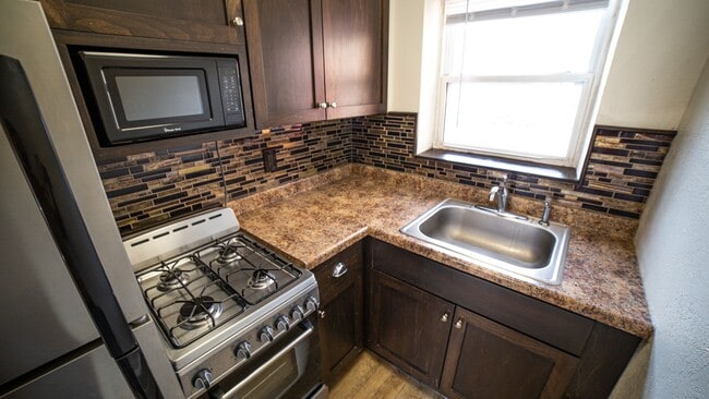 Interior Photo - AVID Uptown