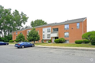 Clairridge Estates Apartments photo'