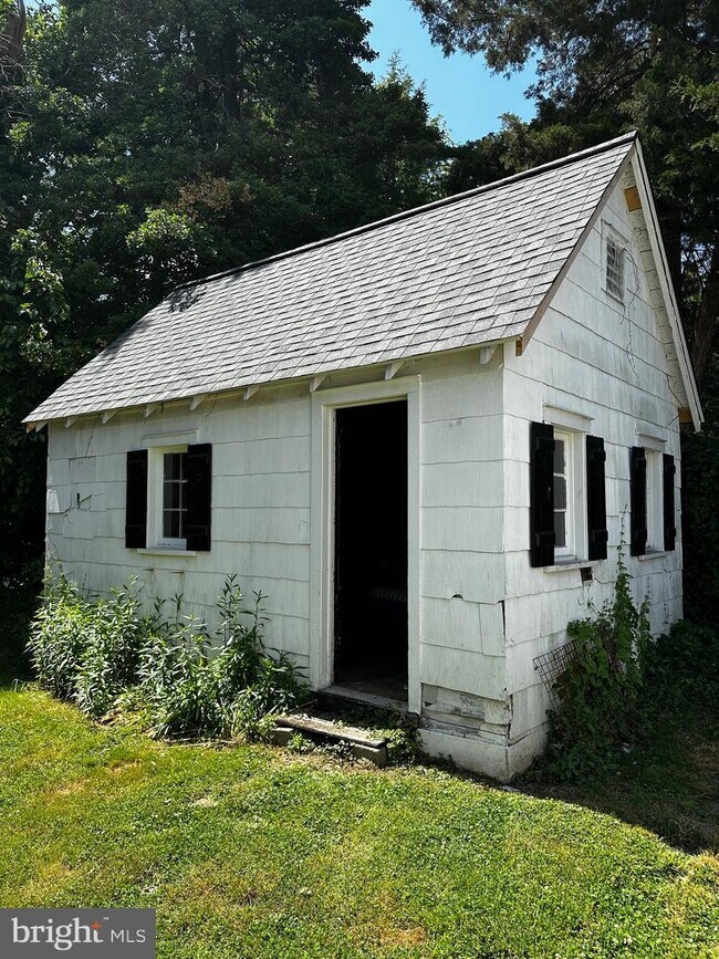 Building Photo - 9504 Garwood St