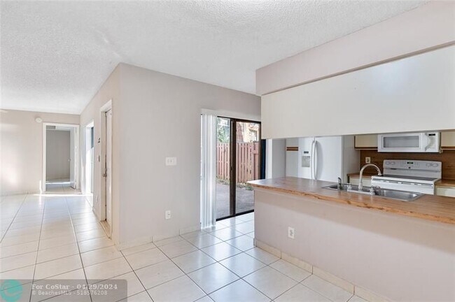Foto del edificio - 1643 S Coral Terrace