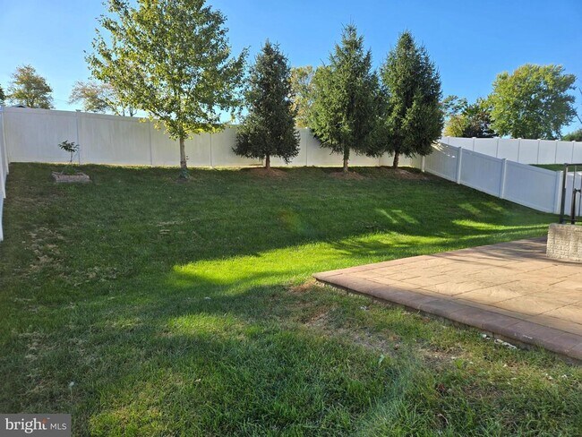 Foto del edificio - 913 Shenandoah Ct