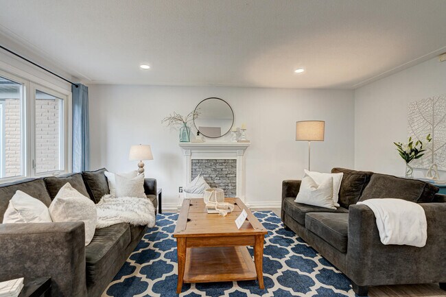 Photo du bâtiment - Beautiful 3 Bedroom Byron Bungalow * Available Aug 1st **