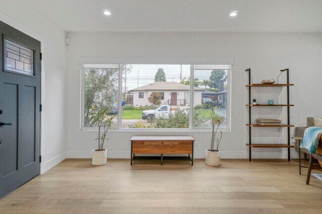 Building Photo - 7868 Naylor Ave