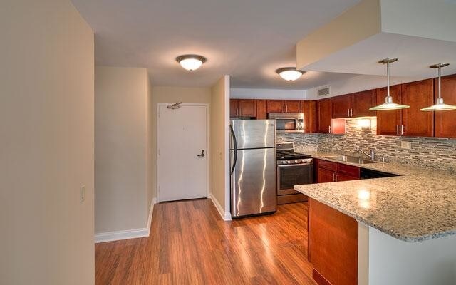 Foto principal - 1358 N Lake Shore Dr