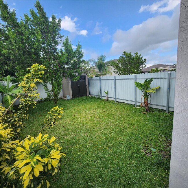 Foto del edificio - 13245 SW 271st Ter