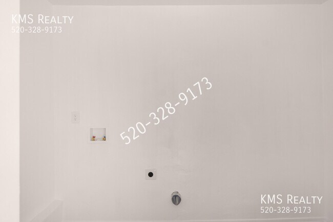 Building Photo - 5481 S Alaska Dr