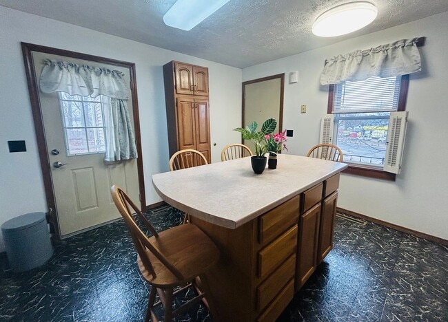 Building Photo - 175-177 Myrtle Ave