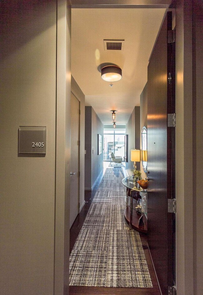 45 Ivan Allen Jr Blvd NW Unit 2405, Atlanta, GA 30308 Condo for Rent