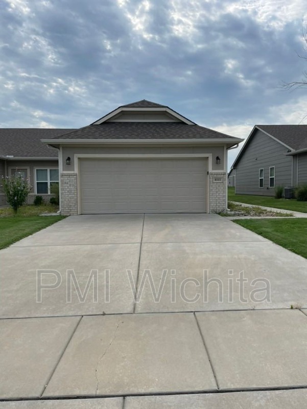 Primary Photo - 8111 E 34th Ct S