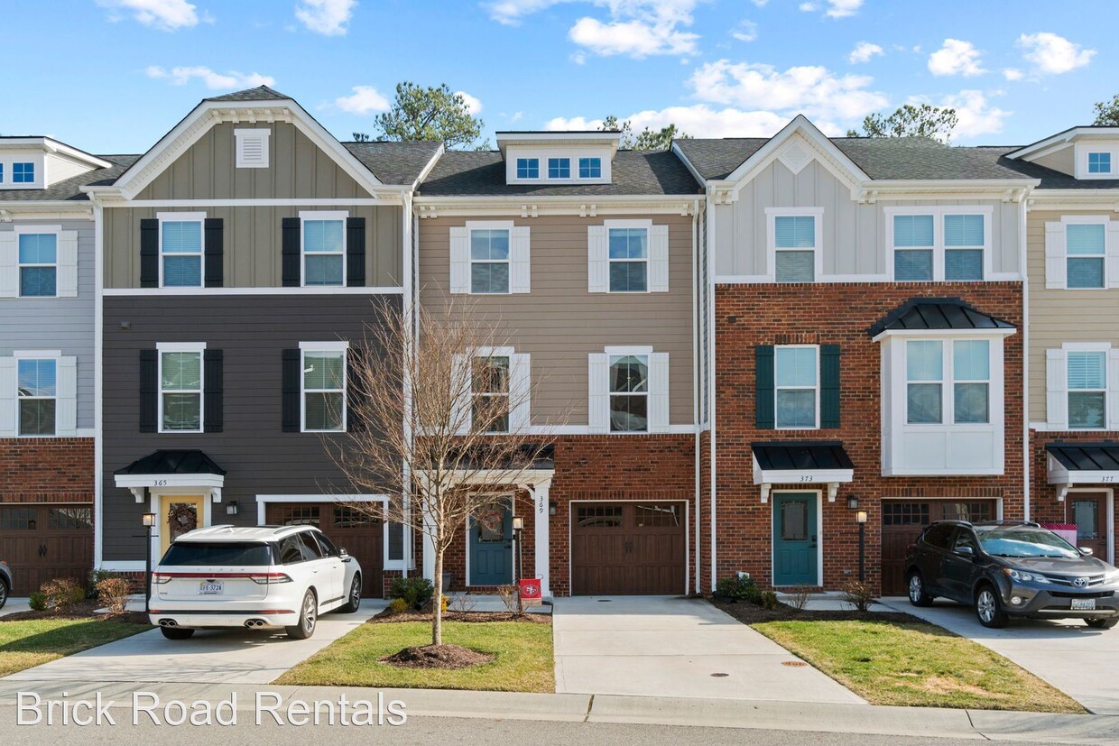 Foto principal - 4 br, 3.5 bath House - 369 Crofton Village...