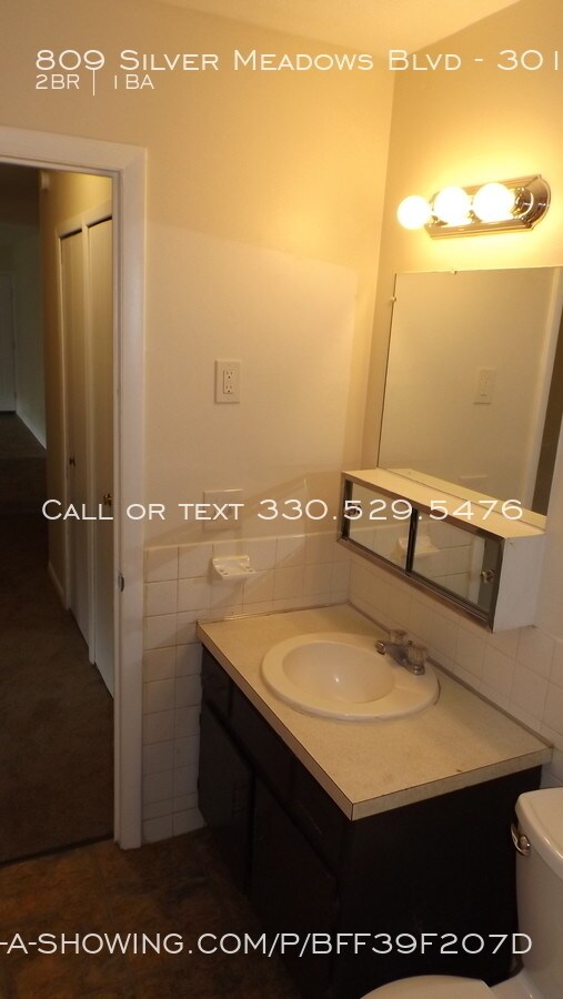 Foto del edificio - 809 Silver Meadows Blvd