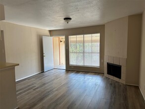Building Photo - 10100 S Gessner Rd