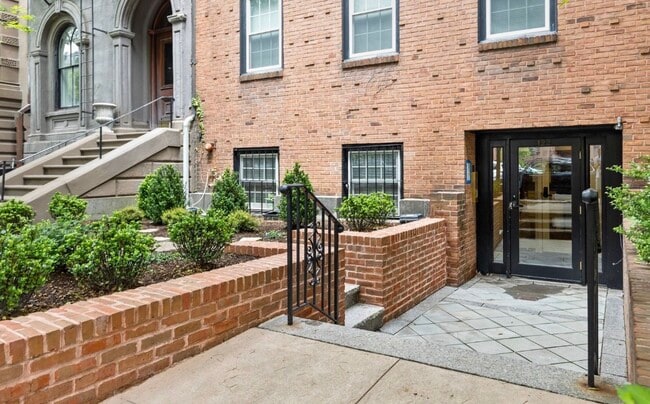 Foto del edificio - 122 Beacon St