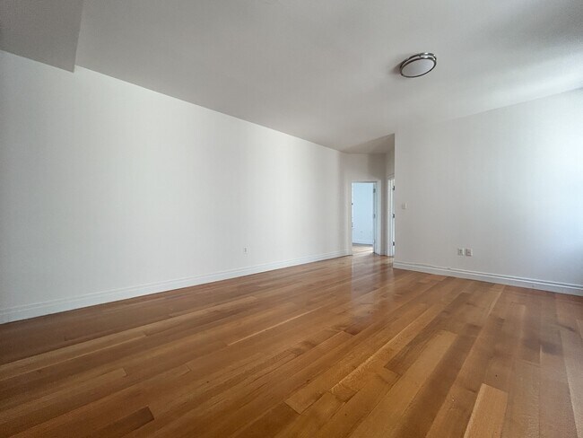 Foto del edificio - 609 W 137th St
