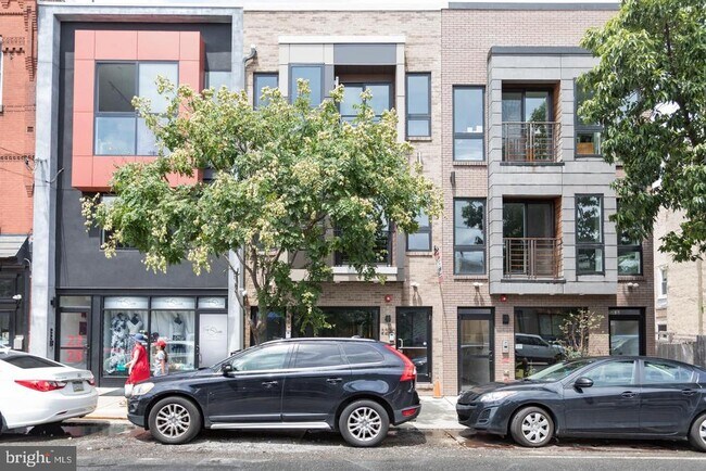 Foto del edificio - 2230 Frankford Ave